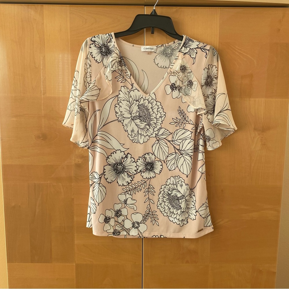 Calvin Klein Women’s Pink Floral Blouse
